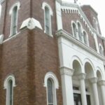 Guvernatorul Partudului Democrat din Ilinois vrea să deschidă bisericile numai după vaccinarea enoriașilor