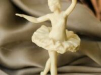 balerina figurina